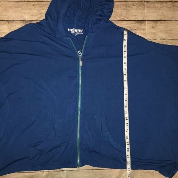 Twiggy London Hooded Poncho Sweater Hoodie Jacket - Picture 5 of 6